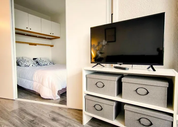 Tanit Corinthe - Standing Piscine Parking 4 Pers Antibes