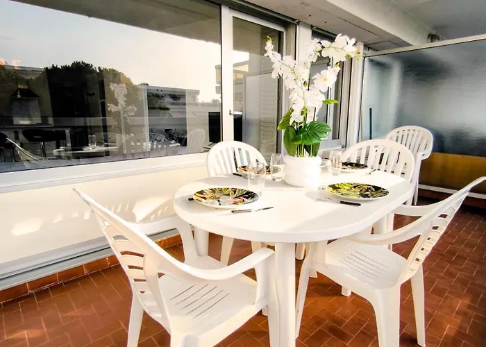 Apartment Tanit Corinthe - Standing Piscine Parking 4 Pers *